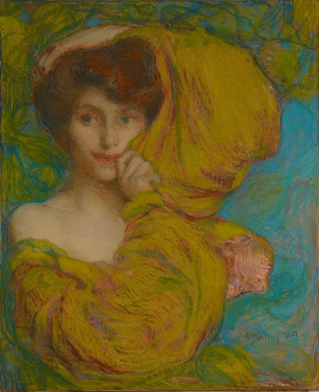 Giovane donna con sciarpa gialla